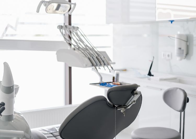 歯科医院内　診療台